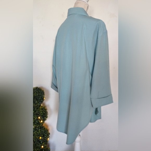 Stunning Vintage Blouse - 3 Layer Collar w/ Tuxedo Bottom - 12 - Picture 5 of 11